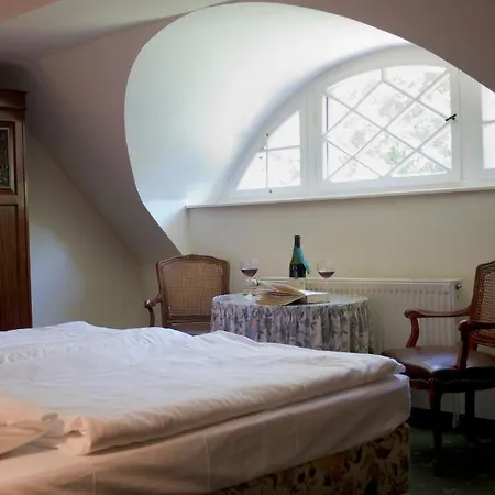 Romantik Rittergut Szálloda Bömitz